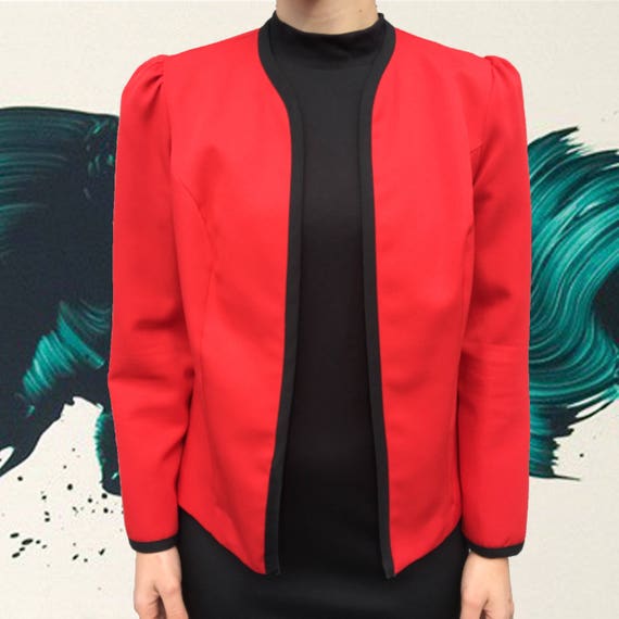 Red blazer with black trim new arrivals