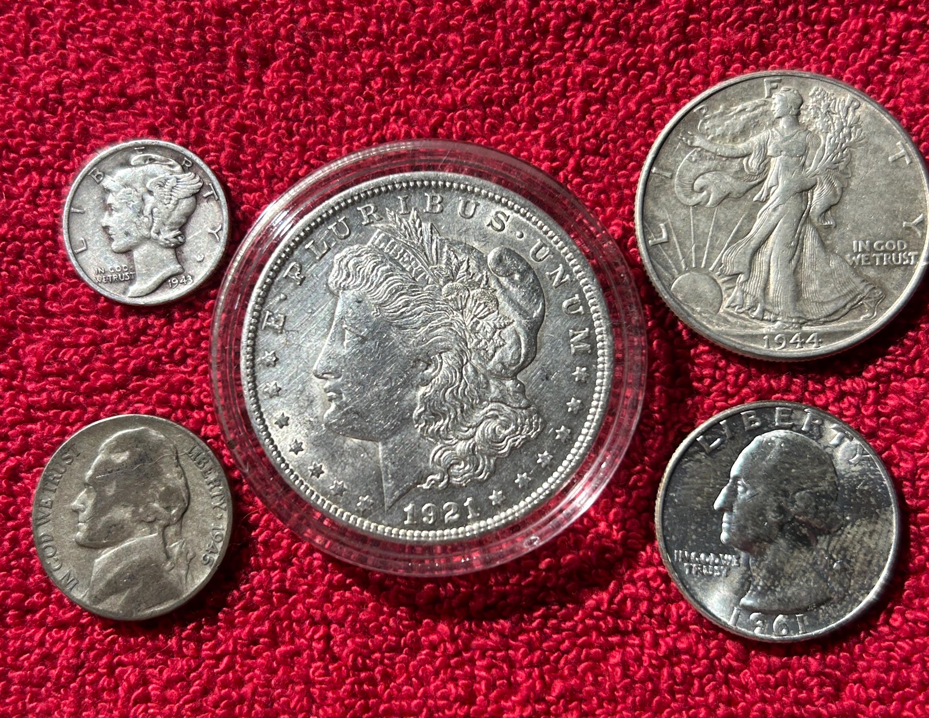 Stackers US Silver Bundle 5 Coins 1.44 Troy Ounces Of Silver BU To Circulated. You Will Get Exact Coins Pictured.