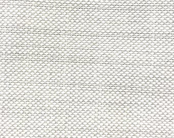 Tejido de lino clásico Perennials Performance en tono niebla cortado a medida