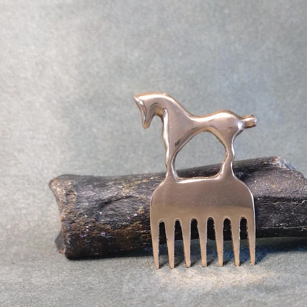 Iron age bronze horse comb replica