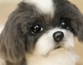 シーズーの子犬のぬいぐるみ：リアルなコレクターズアイテムの
