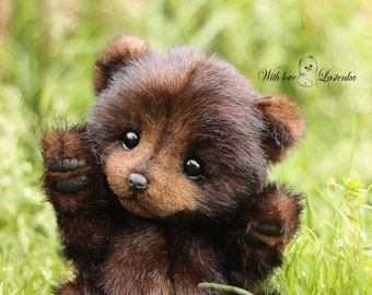 深緑のテディベア ぬいぐるみ ハンドメイド 一点物 一点もののテディベア「セニヤ」：手作りのコレクターズアイテム
