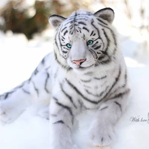 Handmade White Tiger Everest Art Doll: Realistic Collectible Stuffed Animal