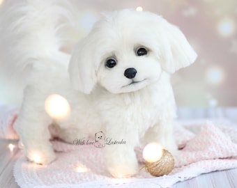 リアルなマルチーズの子犬のぬいぐるみ：ソフトスカルプチャー、ペット