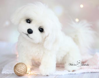 リアルなマルチーズの子犬のぬいぐるみ：ソフトスカルプチャー、ペット