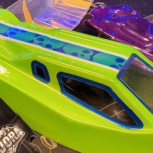 Carrocería ligera y transparente para Buggy Losi Micro B con espacio para transpondedor.