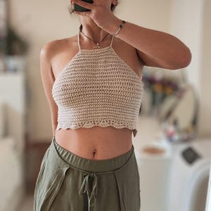 Handgemachte häkeln Neckholder-Crop-Top