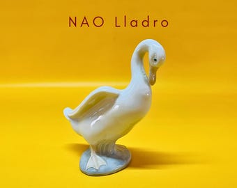 Goose Figurine Nao Lladro Porcelain Figurine Small Porcelain Collectible | Vintage Spanish Ceramic Animal Bird Statue Gift for Collector
