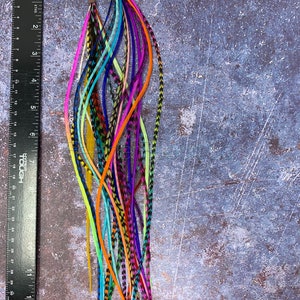 Hair Feather Kit XL Salon Extension Feathers Rooster Feathers Dyed All Colors Starter Pack Long Hair Accessory Feathers for Hair 25PC