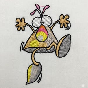 Pode incluir: Personagem de desenho animado bordado com olhos grandes, braços estendidos e uma perna levantada. O personagem é uma mistura de bege, cinza, amarelo, rosa e laranja. O design está em um fundo branco, mostrando a natureza fantasiosa da obra de arte.