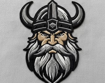 Diseño de bordado de guerrero vikingo: personaje noble con cuernos de Minnesota / 4 tamaños, 6 formatos, descarga digital
