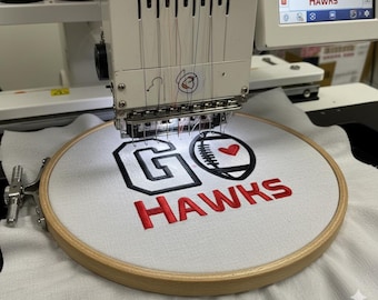 Diseño de bordado de fútbol de los Hawks: Archivo de máquina "Cheer Spirit" (Descarga instantánea)