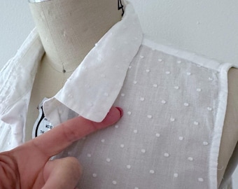 White Sleeveless Blouse, Embroidered Swiss Dot, Summer Top Size Small