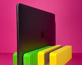 Supporto verticale per laptop / Organizer da scrivania minimalista / Regalo per chi lavora da casa / Ufficio domestico / Postazione di lavoro da remoto