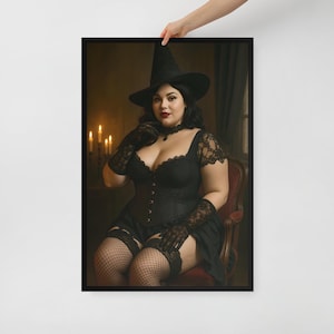 Poster da parete con pin-up strega paffuta – Stampa incorniciata – Decorazione per camera da letto di Halloween o stile gotico – 3 opzioni di formato