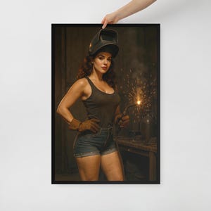 Stampa da parete "Welder Pin Up" – Poster incorniciato – Decorazione per garage, regalo per caverne maschili – 3 opzioni di dimensioni