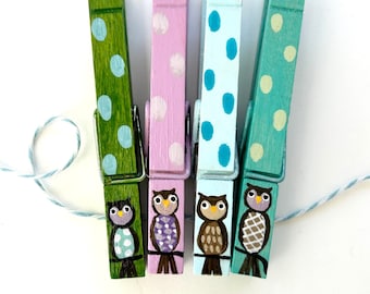 OWL CLOTHESPINS hand painted magnets cute classroom clothespin hostess gift chip clip place card holder owl party favor owl baby shower