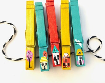 LITTLE LONDON HOUSES clothespins hand painted Magnets baby shower favor photo display chip clip place card holder Madeline party favor