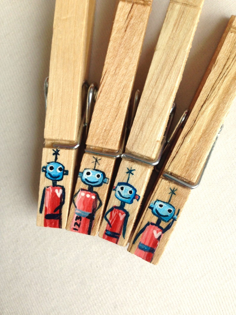 ROBOT FAMILY hand painted clothespins retro robots Etsy