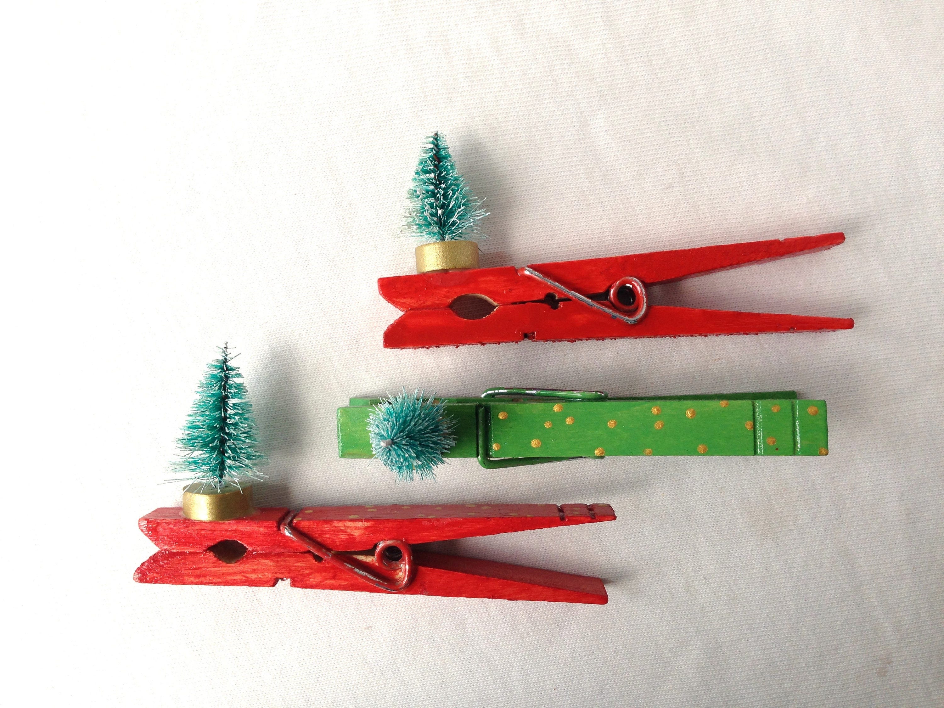  Christmas Tree Small Clothespins Wood. Mini Natural