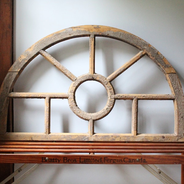 Antique Arched Wooden Window Frame - Crusty - Chippy - Farmhouse - Wall Decor - Architectural Salvage