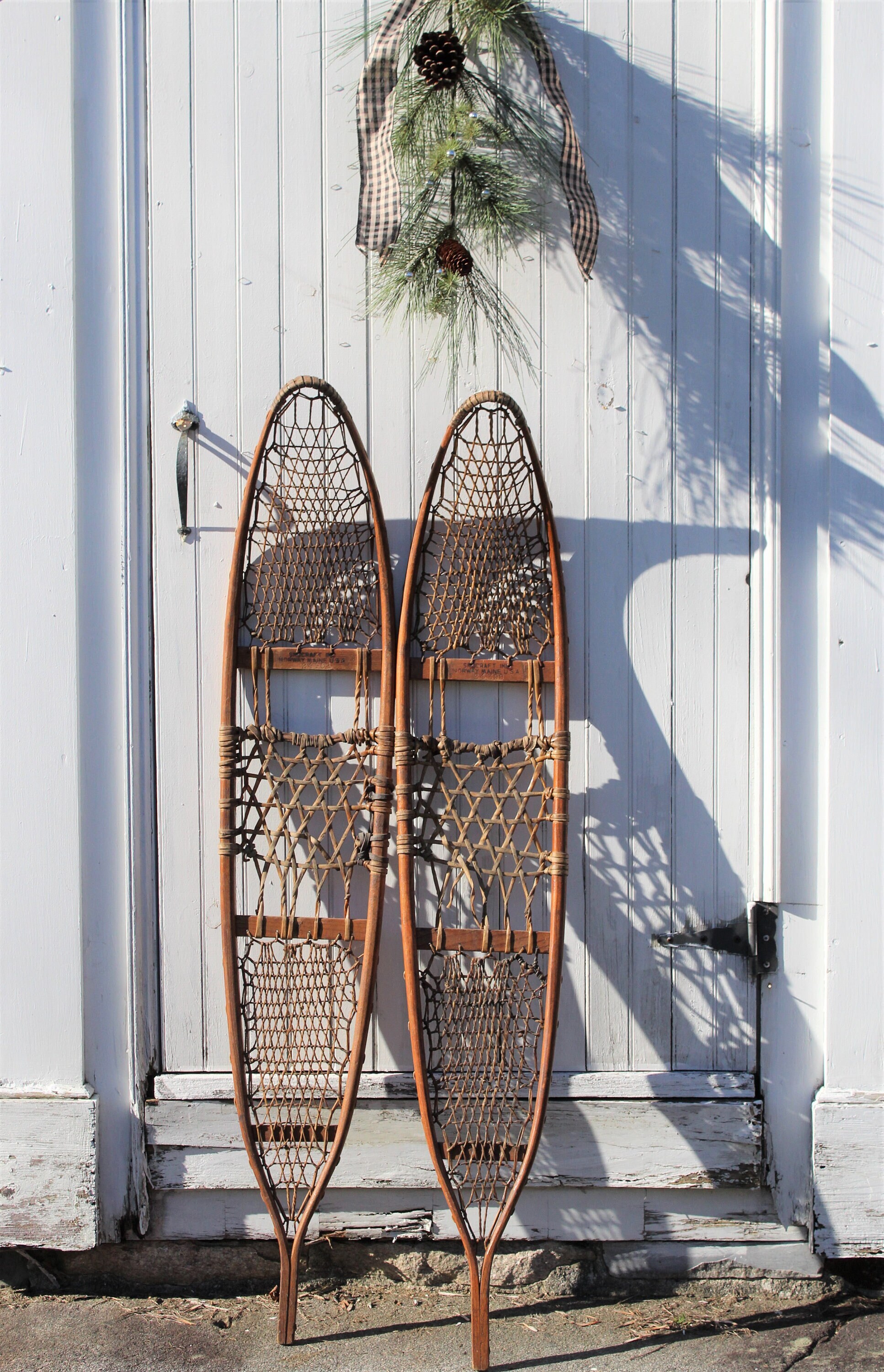 Vintage 42.5 Snocraft Snowshoes Norway Maine Wooden Snowshoes 