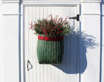 Vintage Adirondack Green Splint Pack Basket - Trapper Basket - Backpack - Door Basket - Christmas Door - Boho Basket