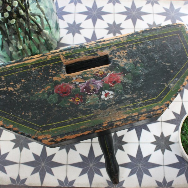 Vintage French Green Floral Painted Tripod Stool - Cricket - Stool - Folk Art - Milking Stool - Hipstoric - Grandmillenial - French Country