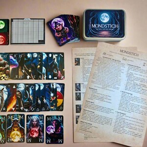 Mondstich – Magisches Kartenspiel mit 4 Völkern & 24 Sonderkarten - Stichspiel