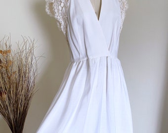 Vintage White Dress with Lace, Felix Arbeo, S M