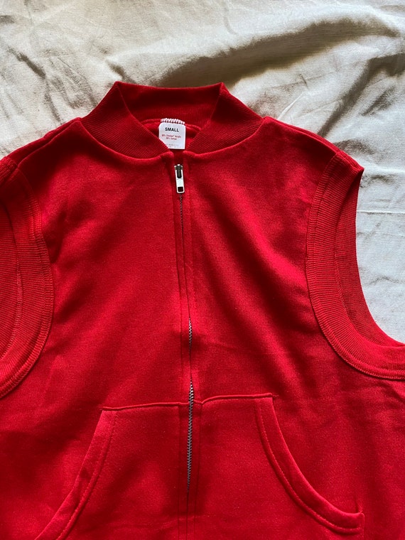 Vintage 80's Red Fleece Vest, Zip Up, Sleeveless,… - image 4