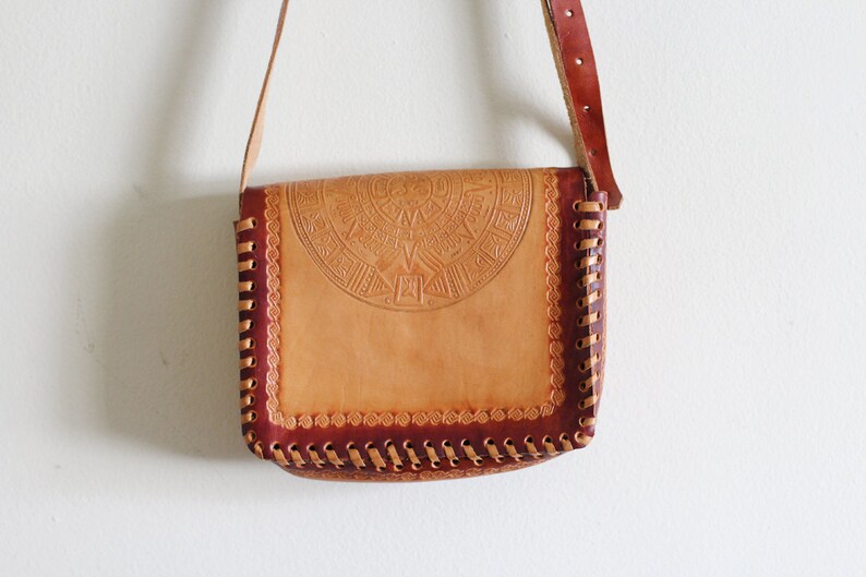 Vintage 70's Tooled Leather Purse / Hippie Boho Style image 4