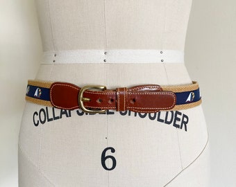 Vintage Dooney & Bourke All-weather Tan Pebbled Leather  display picture 2