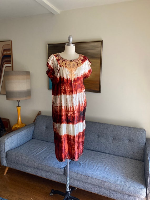 Vintage 70's Tie Dye Caftan Dress / Satin Embriode