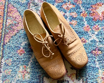 Vintage Joan & David Shoes, Oxfords, Suede, Minimalist