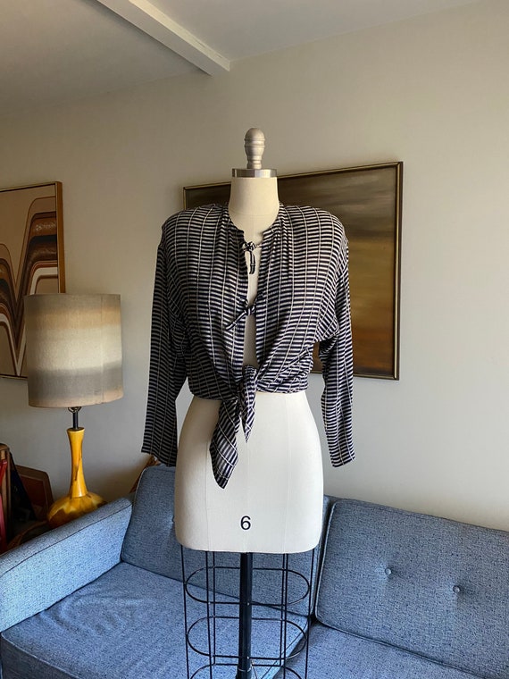 Vintage Tie Blouse / Abstract Blouse / Loose Blous