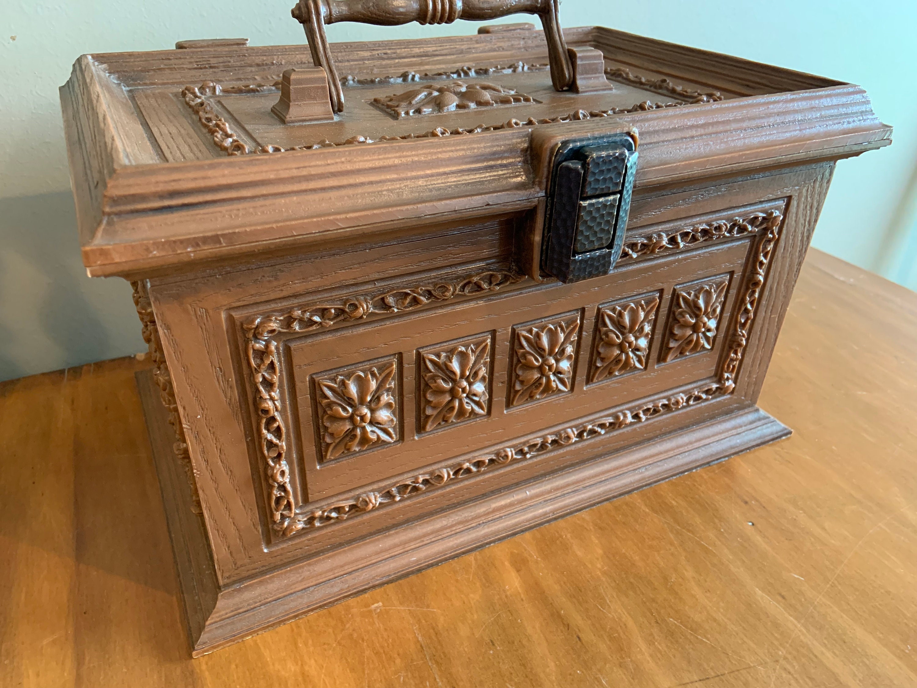 Vintage Max Klein Sewing Box Faux Wood SC 1280 - Etsy Vintage Max Klein Sewing Box Faux Wood SC 1280 - Etsy