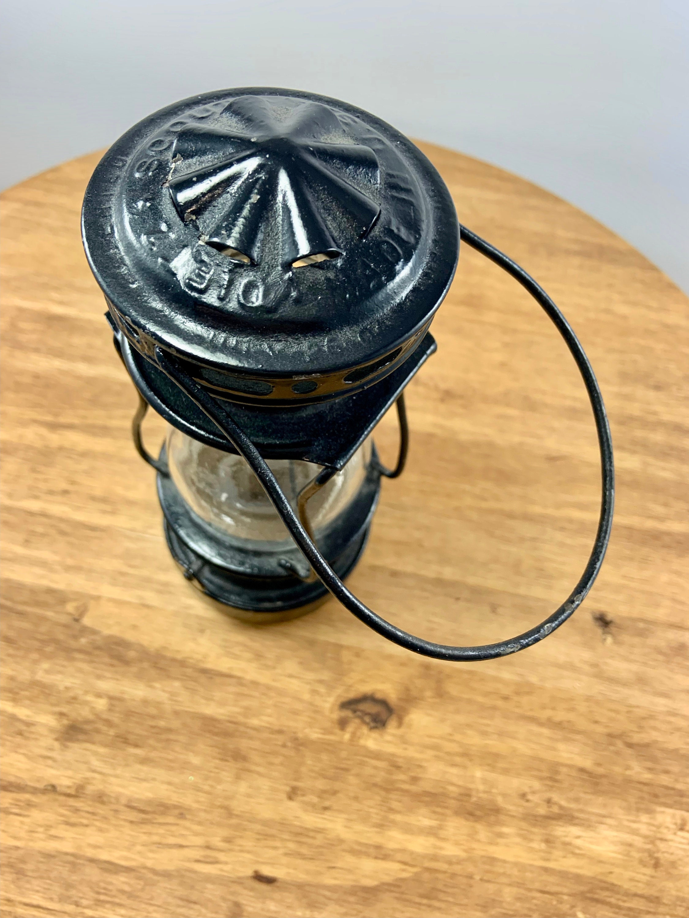 Antique Dietz Scout Skaters Lantern H1 Glass - Etsy Antique Dietz Scout Skaters Lantern H1 Glass - Etsy