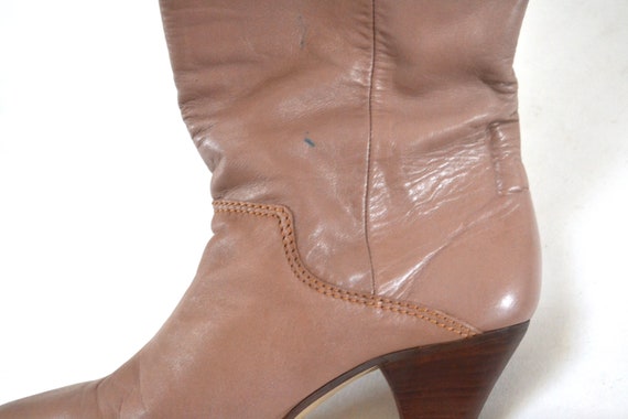 80s Vintage Nude Brown Leather High Heel Boots Si… - image 7