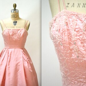 1950s Vintage Prom Dress Size Small Medium Pink// 1950s Vintage Bridesmaid Wedding Dress Evening Gown Beaded in Pink Size Small Medium image 4