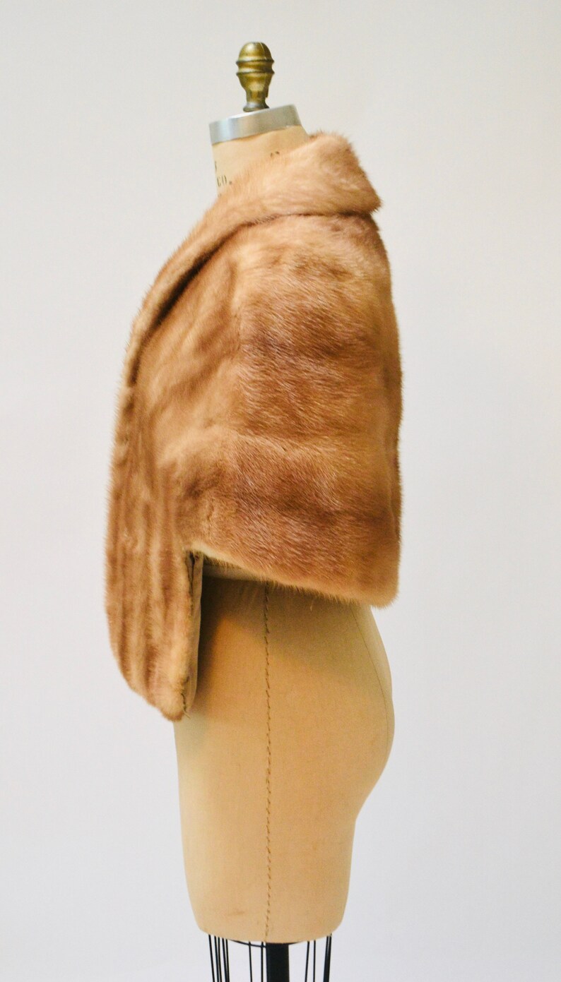 Vintage Mink Stole Honey Blonde Vintage Fur Stole Cape// Vintage Fur Cape in Blonde Cream Brown Winter Wedding image 2