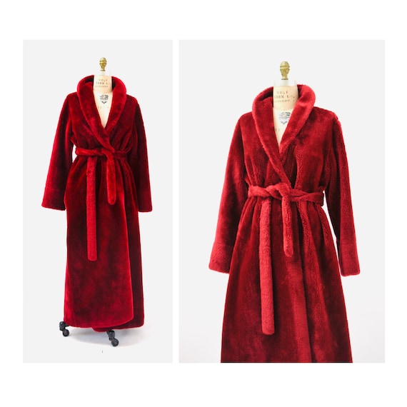 Vintage Cozy Red Robe Faux Fur Medium Large Christ