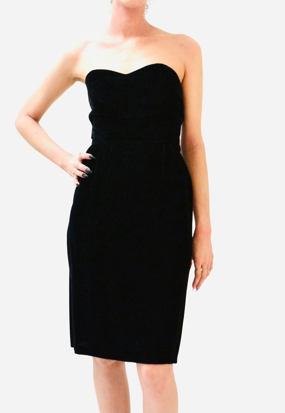 Vintage Black Velvet Dress Strapless Size XS Smal… - image 4