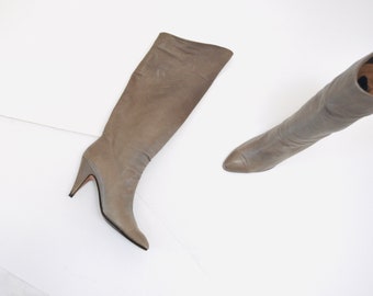 80s Vintage Gray Taupe Leather High Heel Boots 8 8 1/2 Leather High Heel Knee High Boots Pointed Toe boots Made in Italy Alberto d. Molina