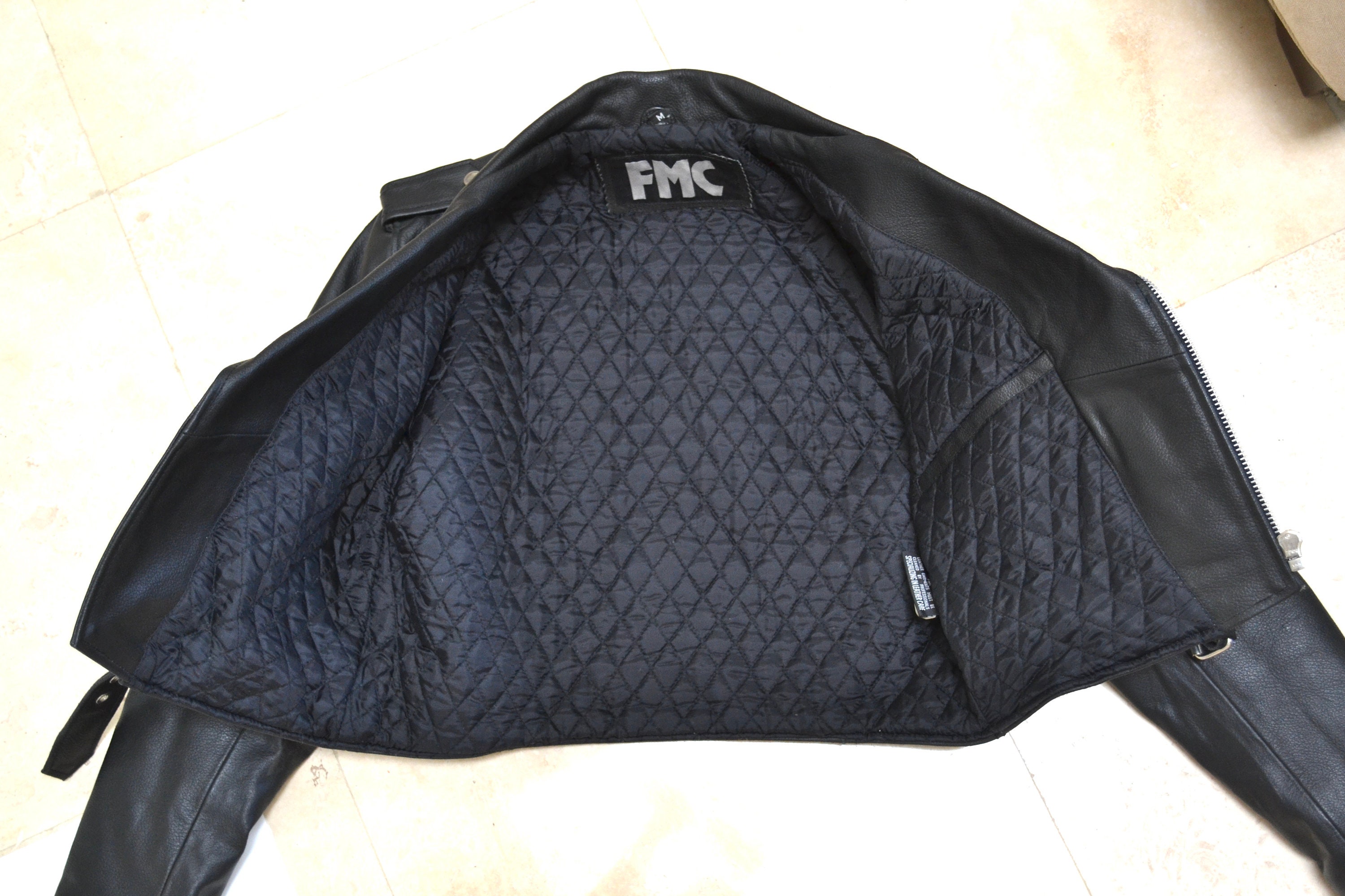 ヴィンテージ ブラック レザー モーターサイクル ジャケット マリリン