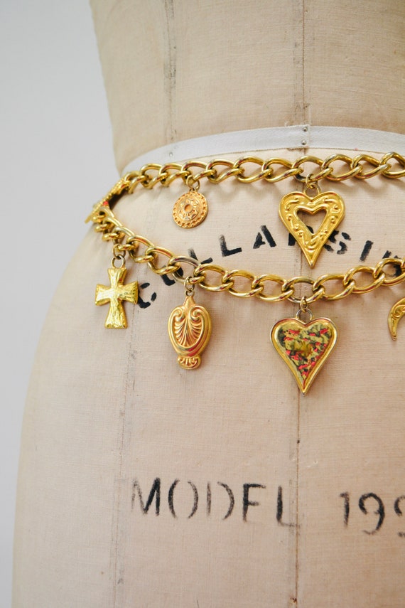 80s 90s Vintage Gold Chain ESCADA Charm Belt Gold… - image 8