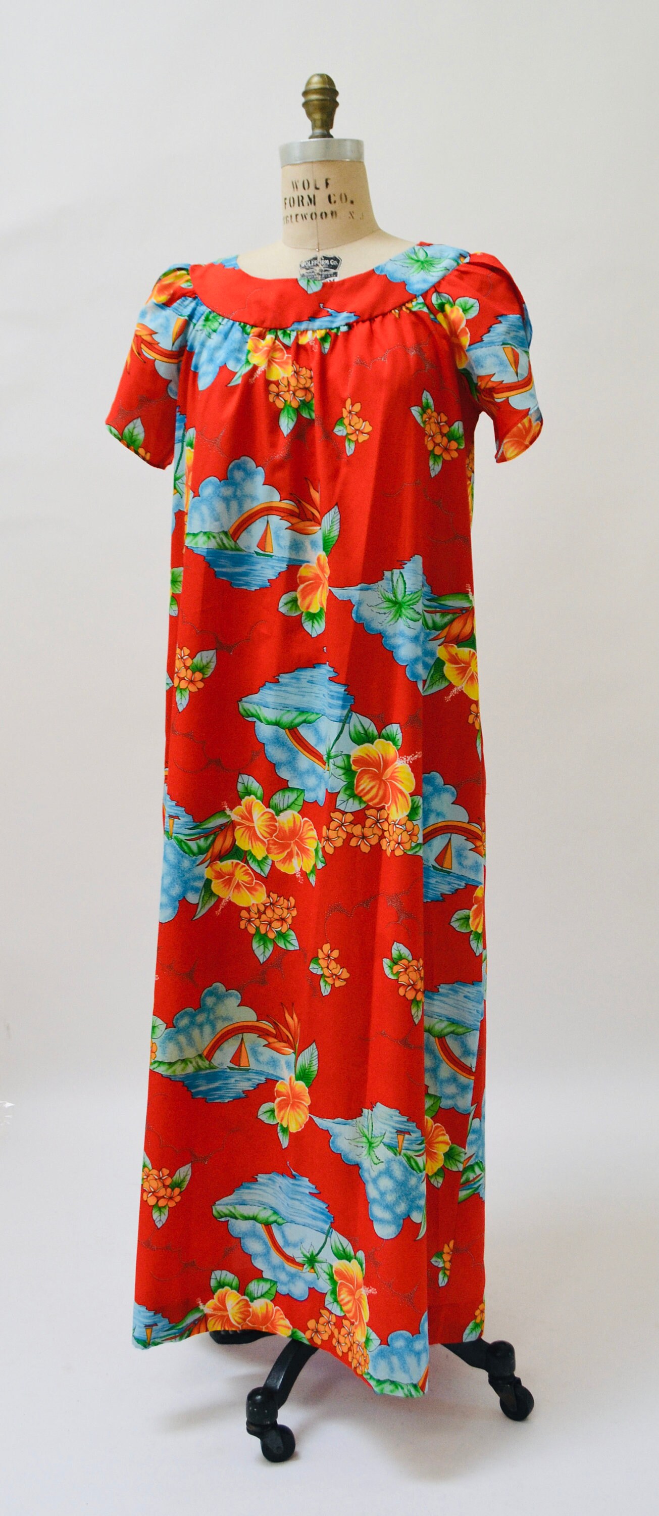 80s Vintage Red Hawaiian Floral Print Dress Large Beach Cover up Moo ...