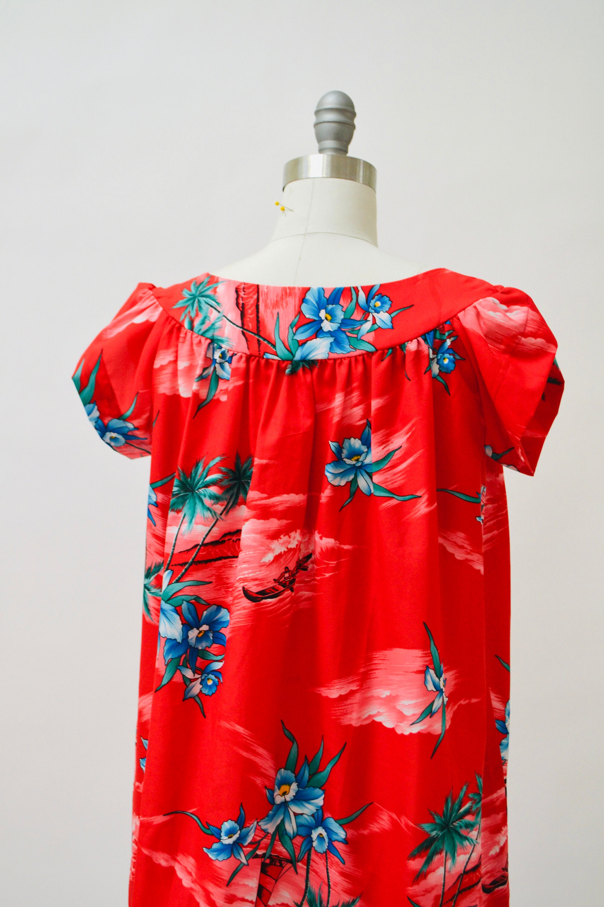 80s Vintage Red Hawaiian Floral Print Dress Size Large Beach Cover up ...