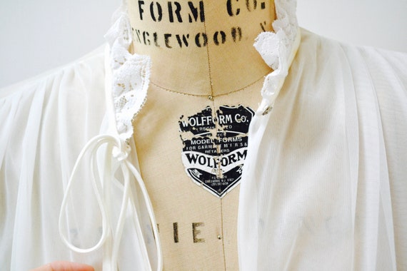 Vintage Peignoir Robe Medium Lace White Ivory Wed… - image 4