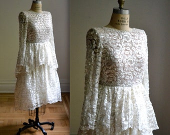 Exquisite Vintage White Lace Wedding Dress Sequin Beads Small// 70s 80s Vintage Sequin LaceParty Dress Long Sleeve Ruffle Wedding Dress